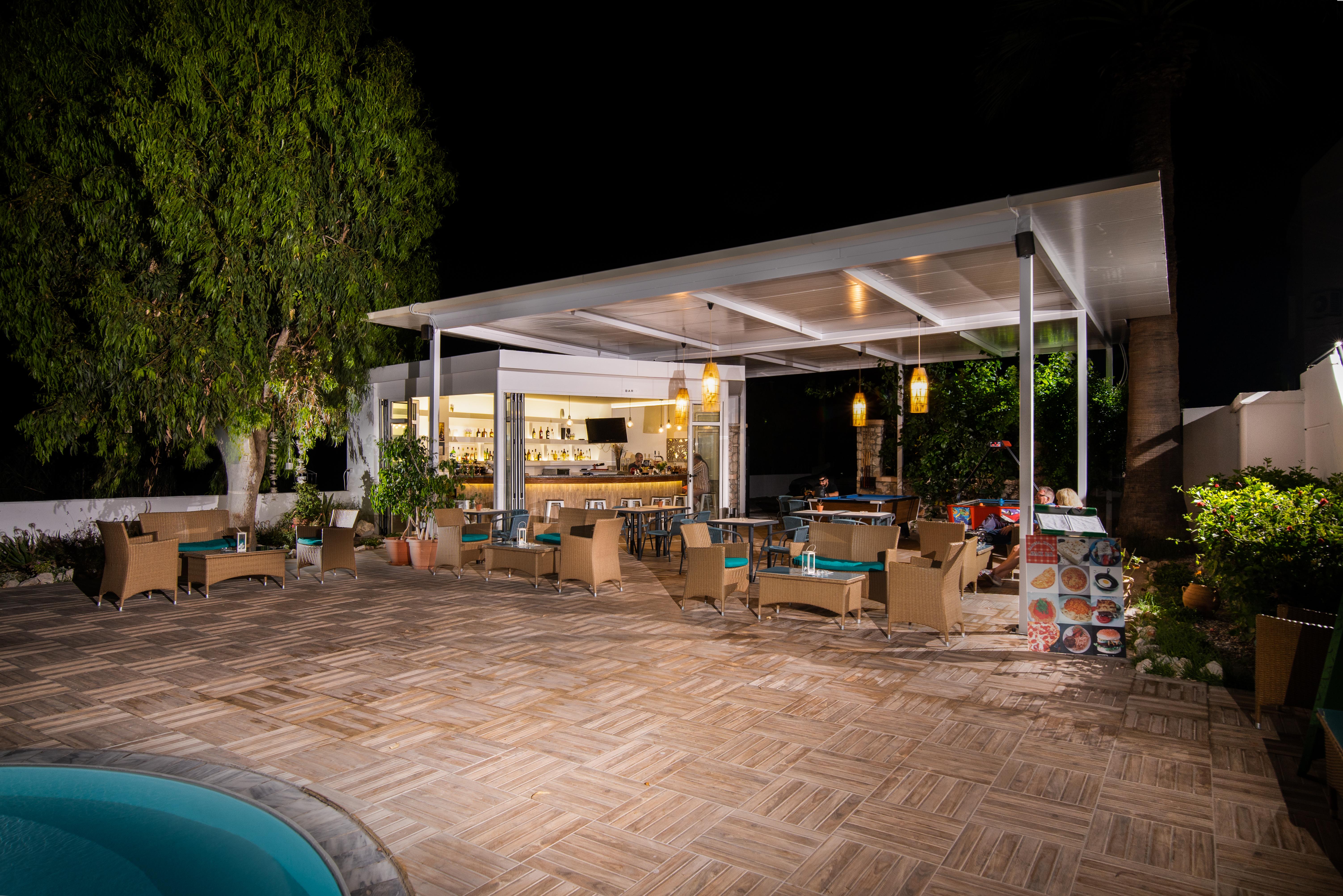 Sabina Hotel Theológos